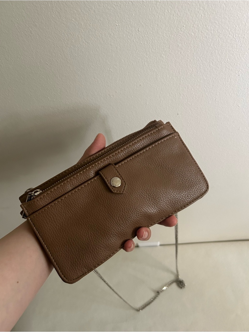 Roots multi-compartment wallet crossbody bag